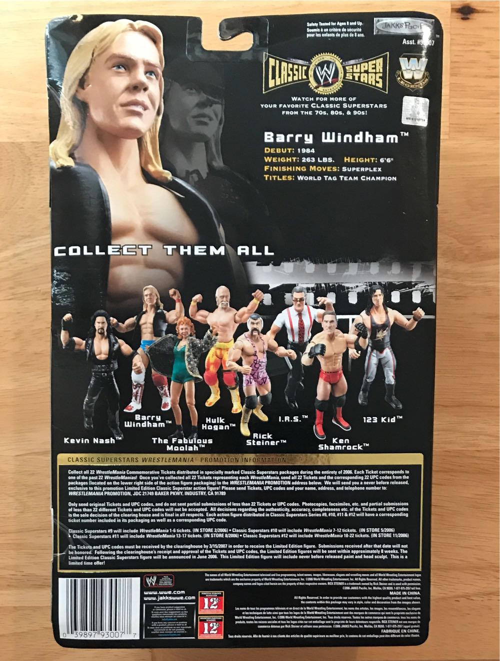 Barry Windham - Jakks Classic Superstars - Jakks Pacific (WWE Classic Superstars) action figure collectible [Barcode 039897930077] - Main Image 2