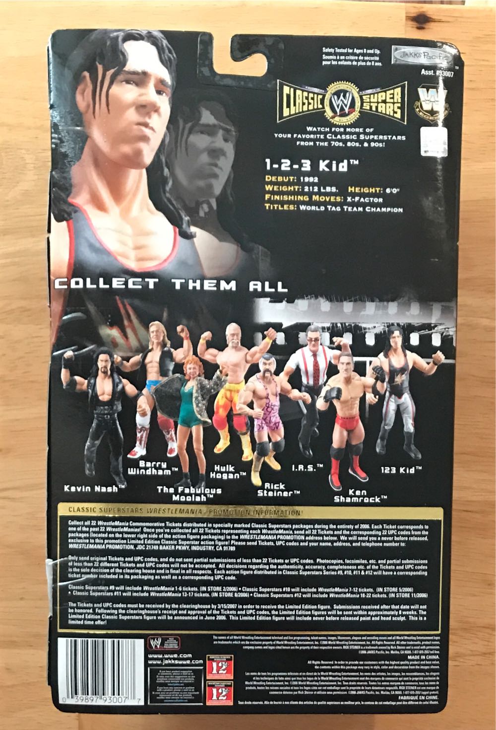1-2-3 Kid - Jakks Pacific (WWE Classic Superstars) action figure collectible [Barcode 039897930077] - Main Image 2