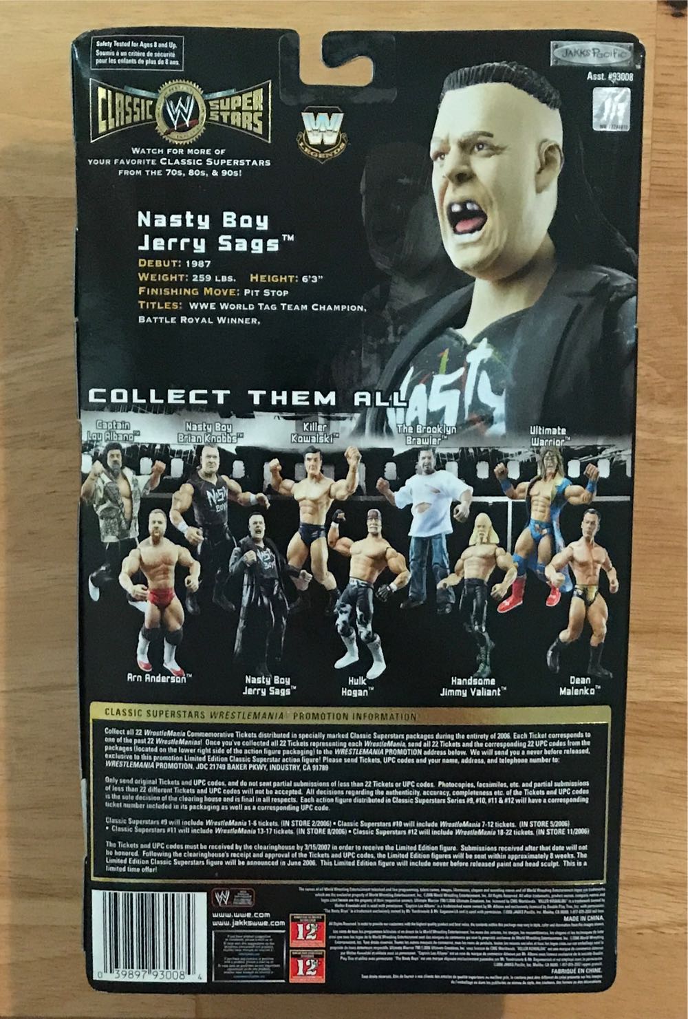 Jerry Sags - Jakks Pacific (WWE Classic Superstars) action figure collectible [Barcode 039897930084] - Main Image 2