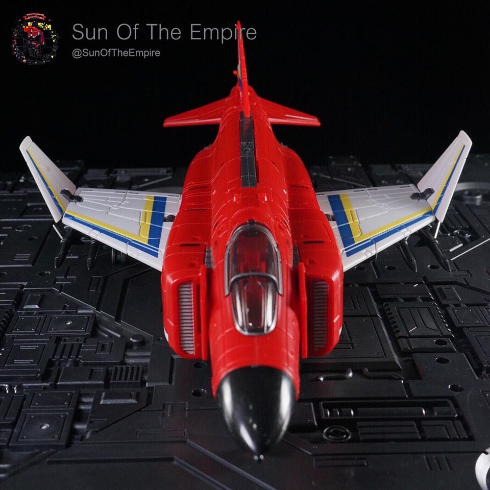 Fly Fire (Fireflight) - Zeta Toys (The Transformers) action figure collectible - Main Image 3