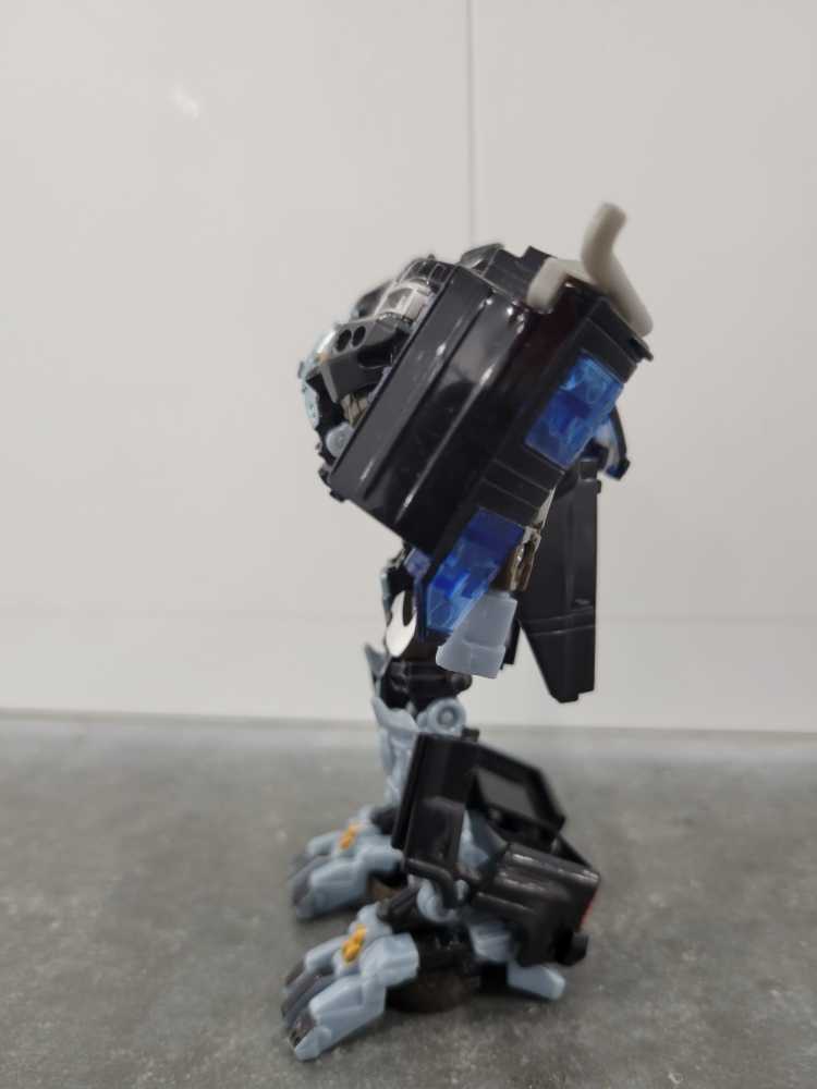 Ironhide Deluxe Missing Partical Cannon - Hasbro (Dark Of The Moon) action figure collectible - Main Image 3