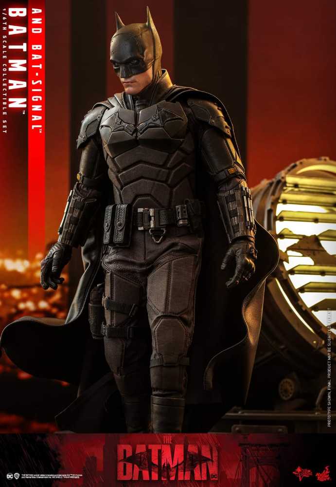 Batman, The Batman (Deluxe Version) - Hot Toys (The Batman (2022)) action figure collectible - Main Image 4