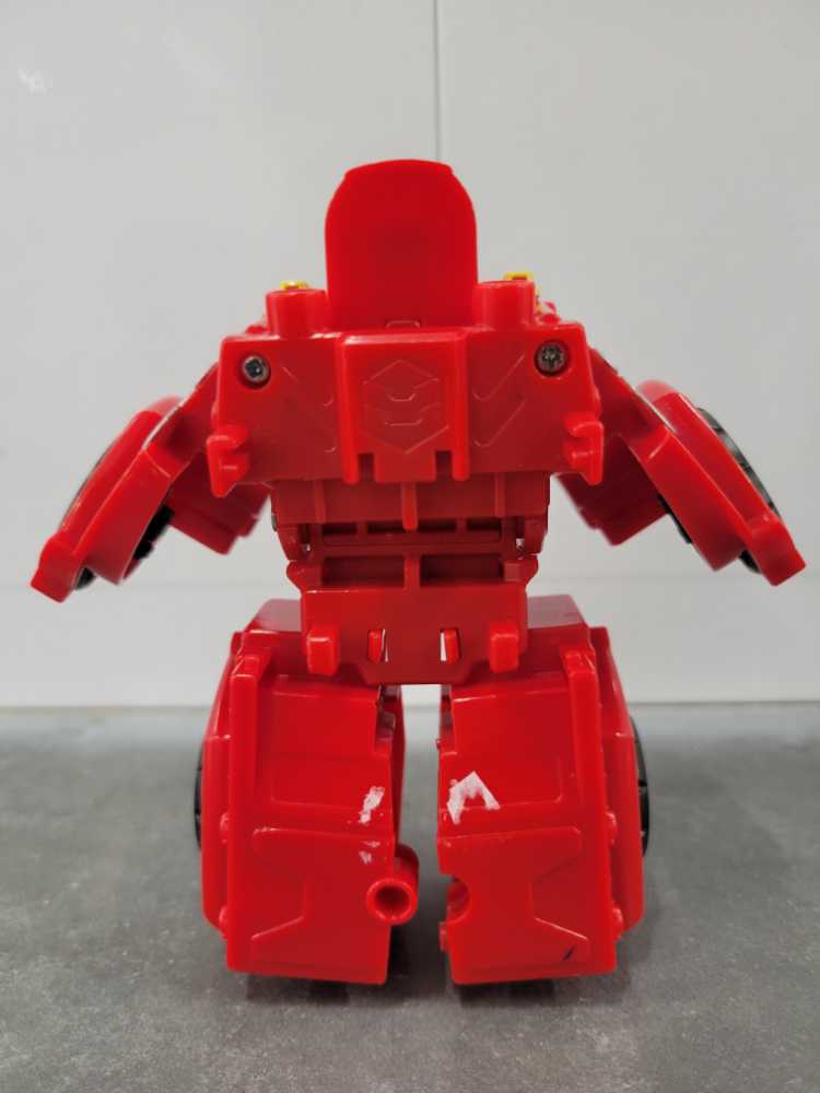 Heat Wave 1st - Hasbro (Rescue Bots) action figure collectible - Main Image 4