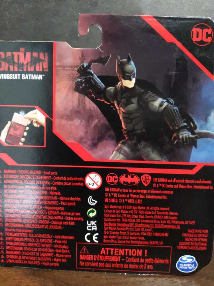 Batman - Wingsuit - Spin Master (The Batman) action figure collectible [Barcode 778988342077] - Main Image 2