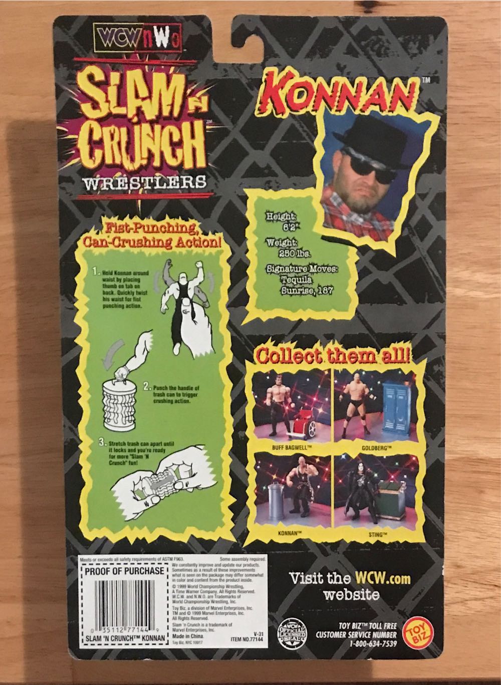 Konnan - Toy Biz (WCW - Toy Biz) action figure collectible [Barcode 035112771449] - Main Image 2