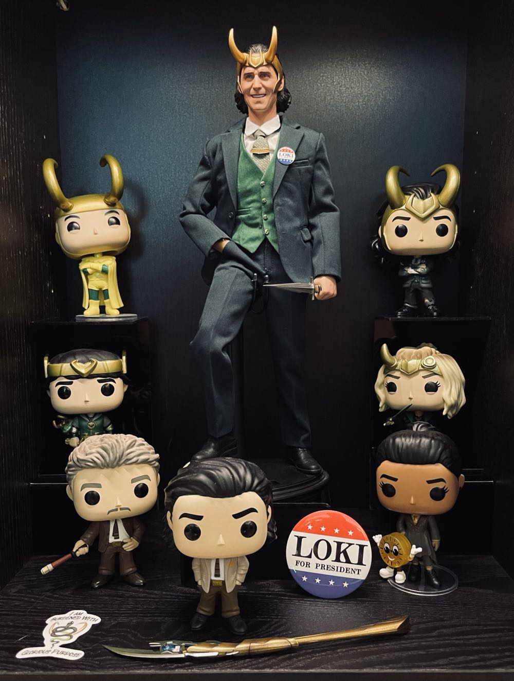 SL Custom Trickster God President Loki - SL Custom (Loki) action figure collectible - Main Image 2
