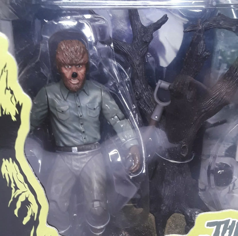 The Wolfman - Jakks Pacific (Universal Monsters) action figure collectible - Main Image 2
