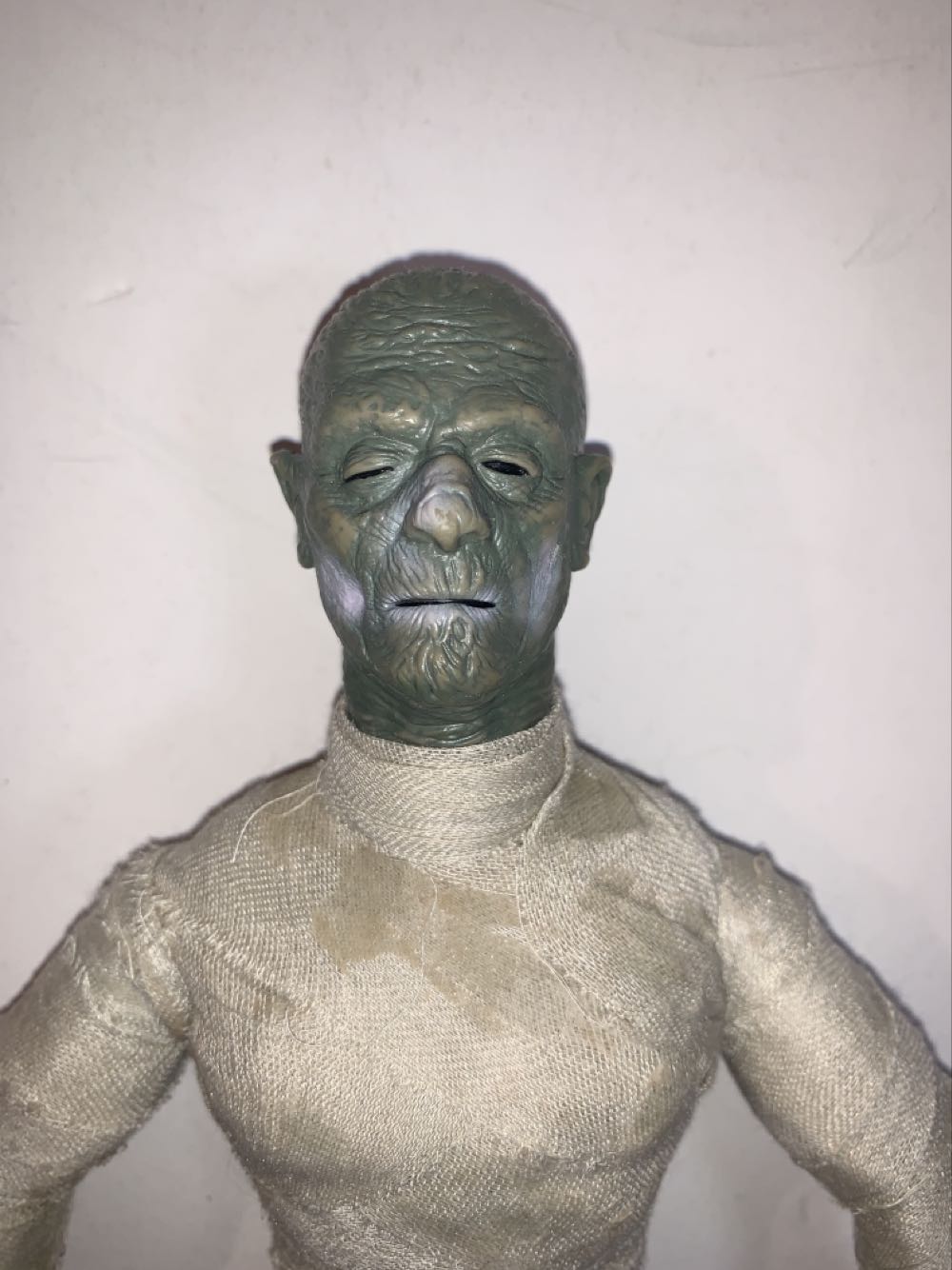 Universal Studios Monsters: The Mummy 12” - Kenner action figure collectible [Barcode 076281709550] - Main Image 4