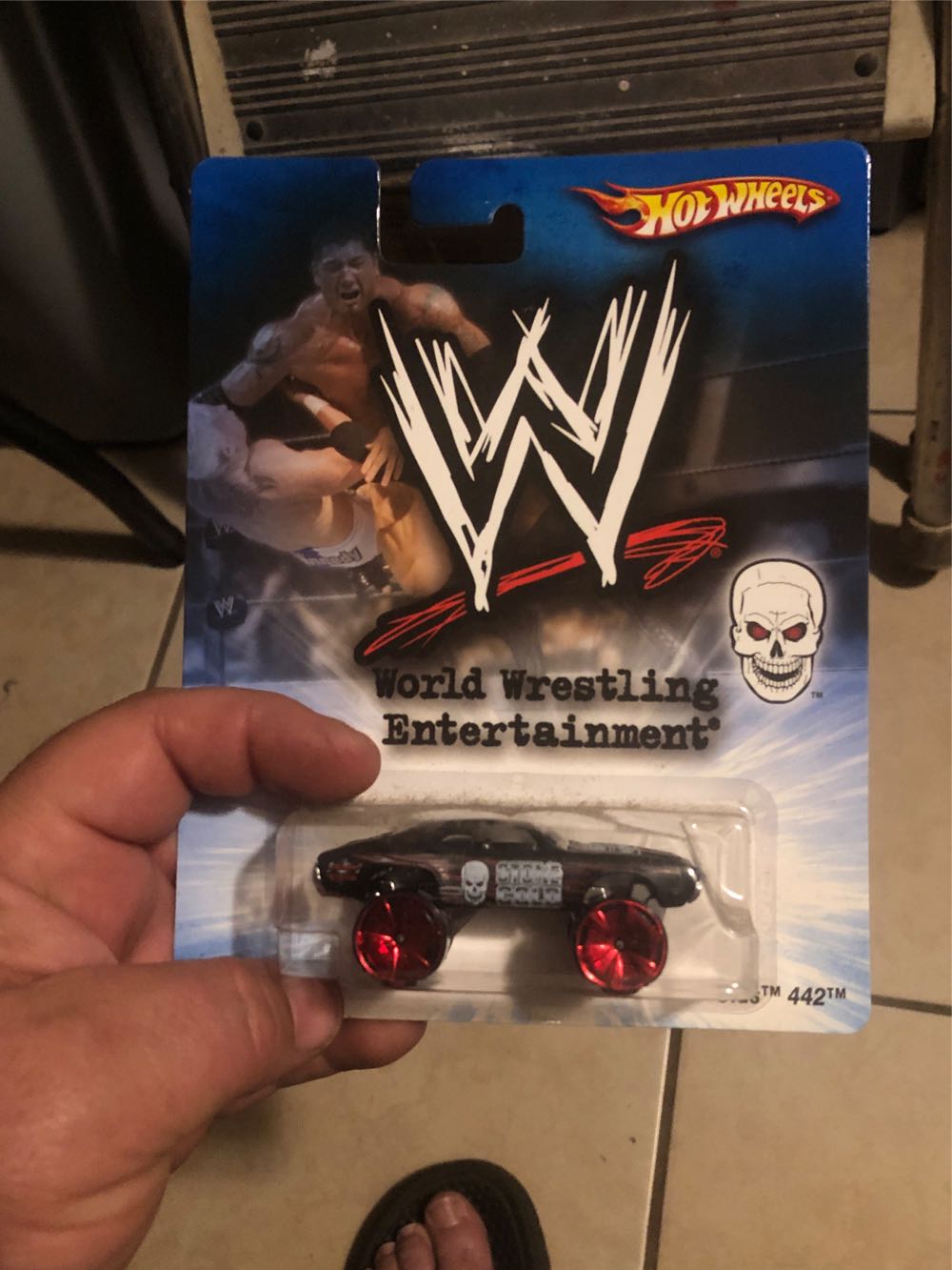Hot Wheels Wwe The Rock Reverb  action figure collectible [Barcode 027084412192] - Main Image 2