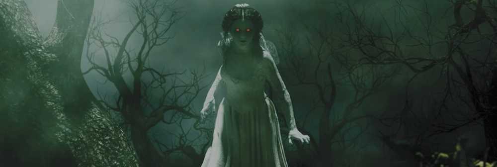 CANDLE: Halloween Kringle Lady In White  2021 - Kringle Candle (Halloween Candles) action figure collectible [Barcode 846853071800] - Main Image 3