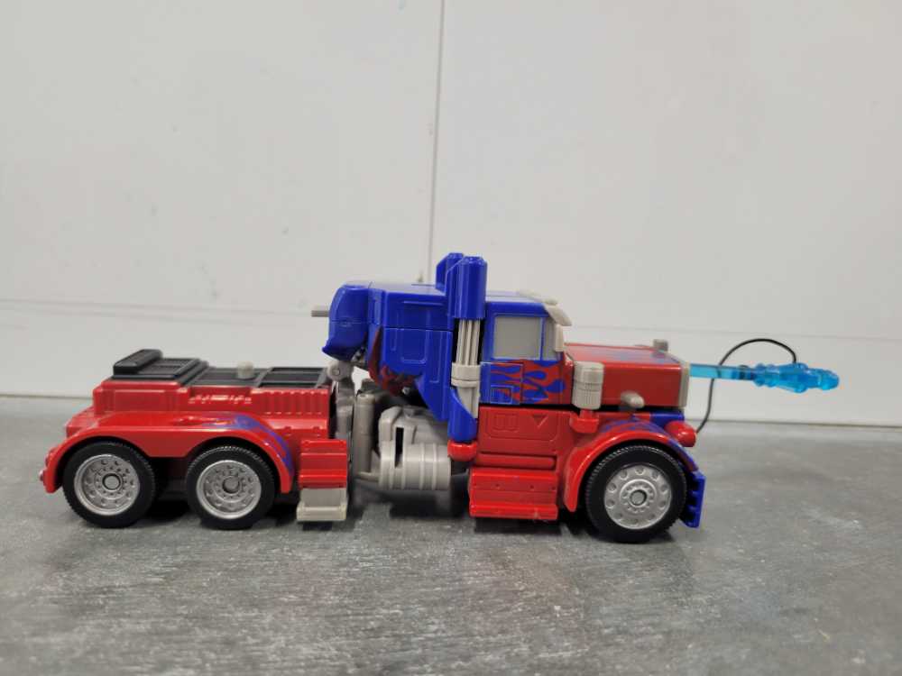 Optimus Prime Power Hook FAB 2nd Vehicle Mode - Hasbro (Movie) action figure collectible - Main Image 3