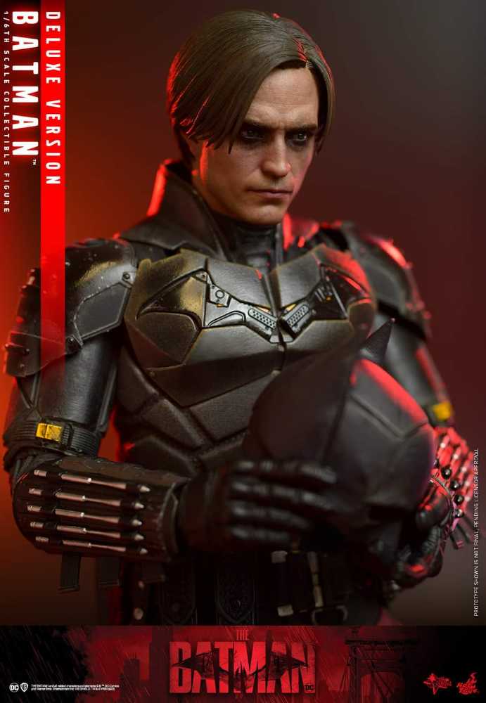 Batman, The Batman (Deluxe Edition) (1:6) - Hot Toys (The Batman (2022)) action figure collectible - Main Image 4