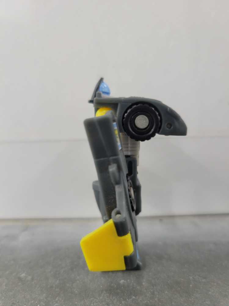 Downshift Race Team - Hasbro (Armada) action figure collectible - Main Image 2