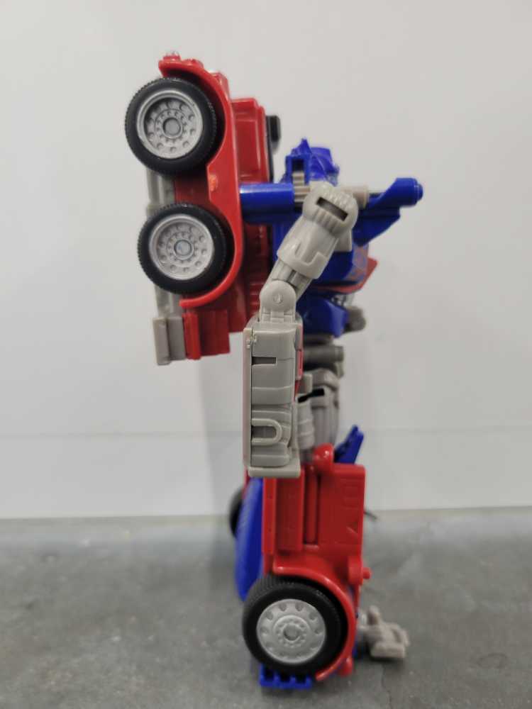 Optimus Prime Power Hook FAB 1st Robot Mode - Hasbro (Movie) action figure collectible - Main Image 3