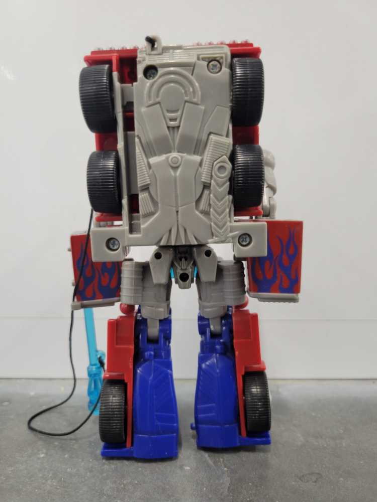 Optimus Prime Power Hook FAB 1st Robot Mode - Hasbro (Movie) action figure collectible - Main Image 4