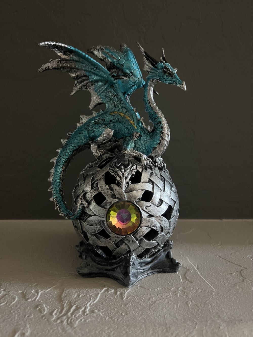 Dragon Figurine - Aint It Nice action figure collectible [Barcode 850023086020] - Main Image 2