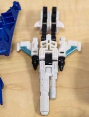 Safeguard 3rd - Hasbro (Cybertron) action figure collectible - Main Image 2