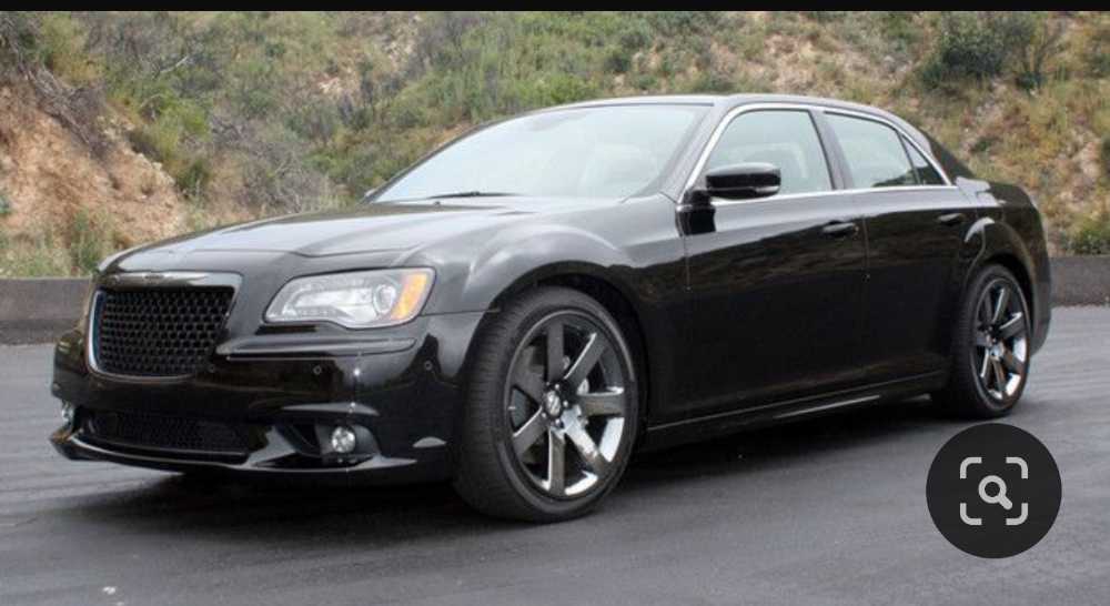 Breaking Bad Vehicle - 2012 Chrysler 3000C Black - Greenlight Collectibles (Breaking Bad) action figure collectible - Main Image 4