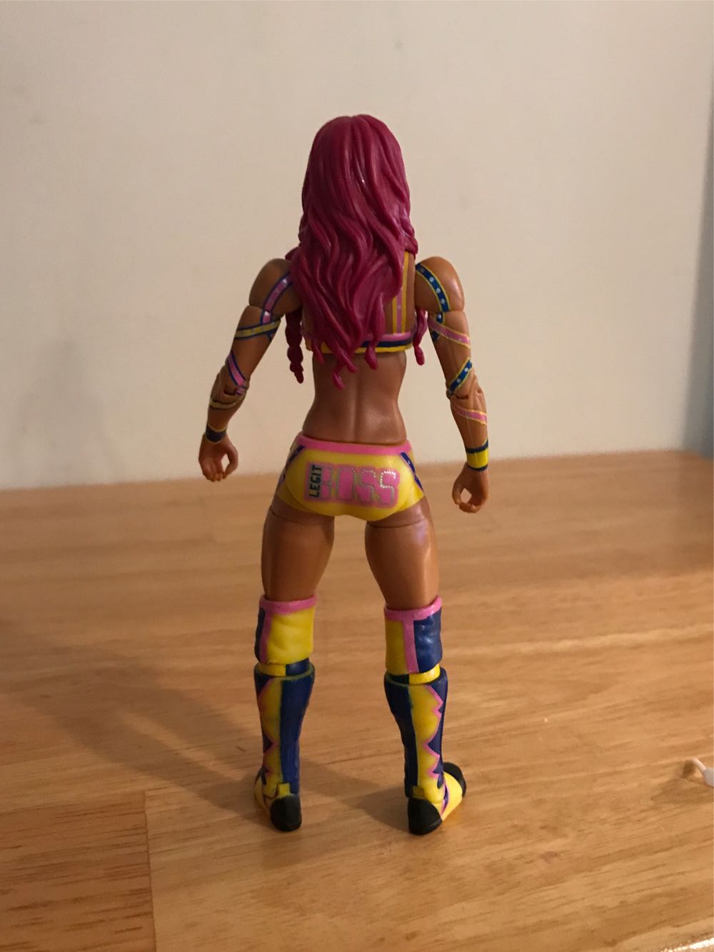 “The Boss” Sasha Banks - Mattel Wwe (WWE Mattel Basic Series 69) action figure collectible - Main Image 4
