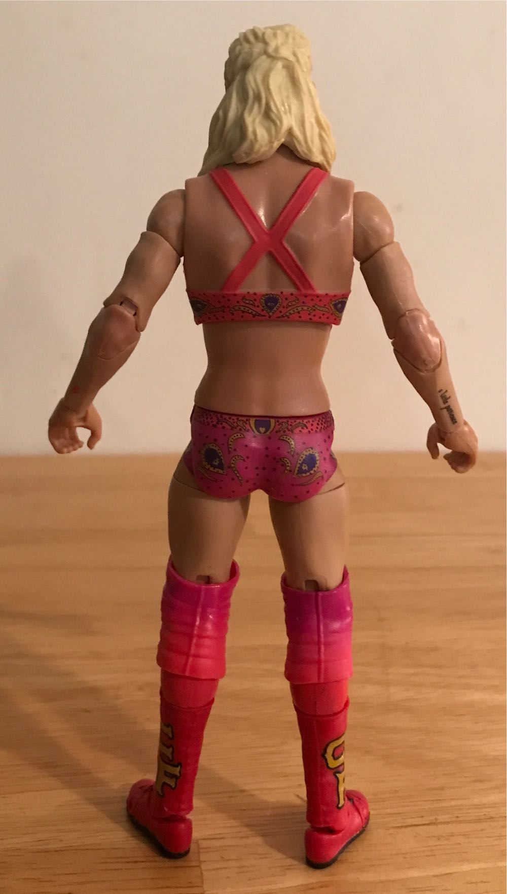 Charlotte Flair - Mattel Wwe (WWE Mattel Ultimate Edition Series 6 Ringside Collectibles Exclusive) action figure collectible - Main Image 4