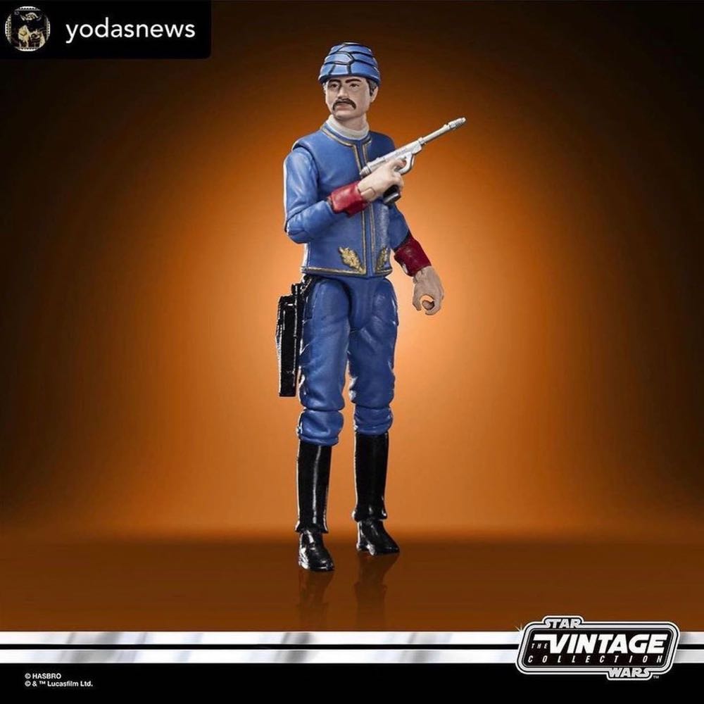 Helder Spinoza-Bespin Security Guard - Hasbro (The Empire Steikes Back) action figure collectible - Main Image 3