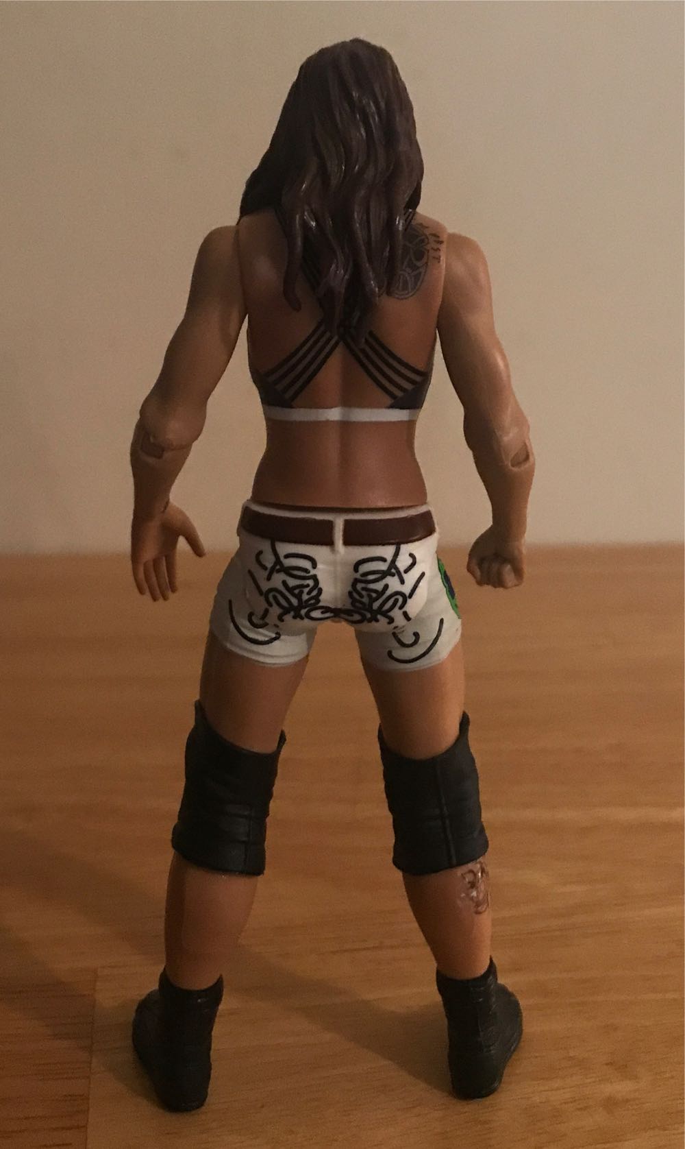 Sarah Logan - Mattel Wwe (WWE Mattel Basic Series 101) action figure collectible - Main Image 2