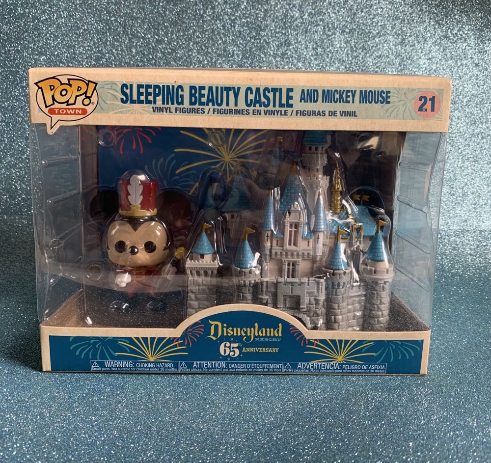 Funko Pop! Town: Disney 65th Disney Castle With Mickey 6” - Disney Theme Park Merchandise action figure collectible [Barcode 889698503730] - Main Image 2