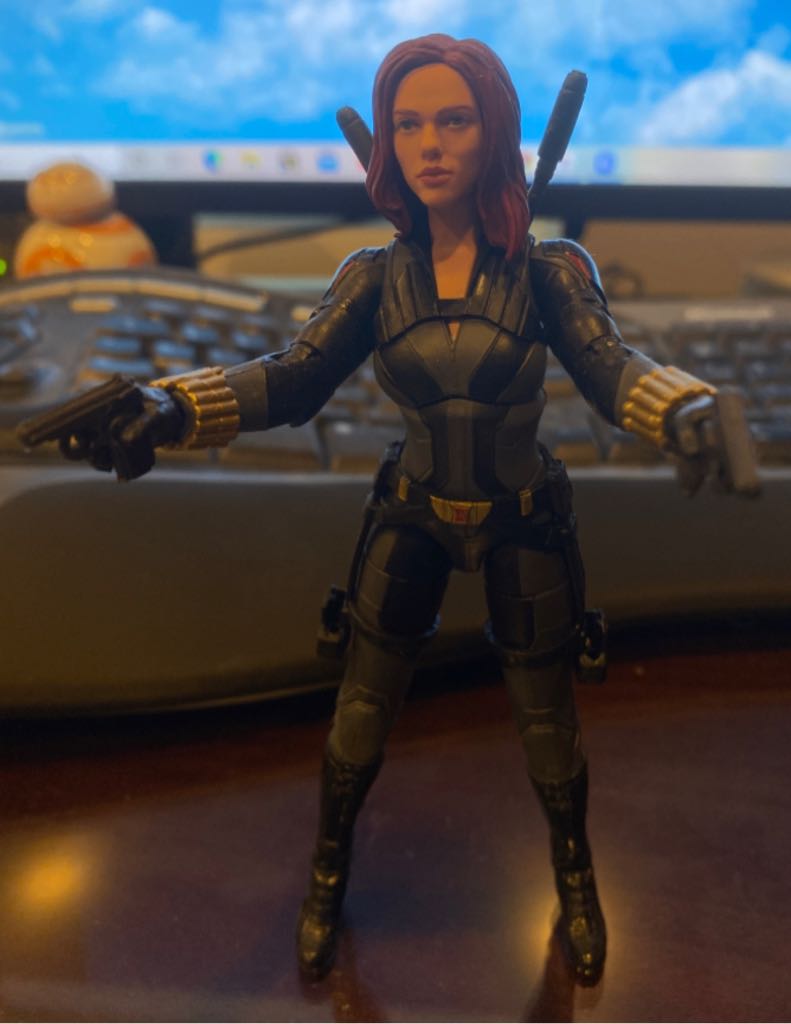 Black Widow - Hasbro (Marvel Legends) action figure collectible - Main Image 2