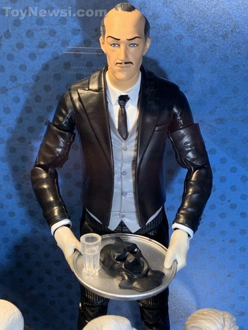 Alfred Pennyworth - Mattel (DC Multiverse Killer Croc Series) action figure collectible - Main Image 2