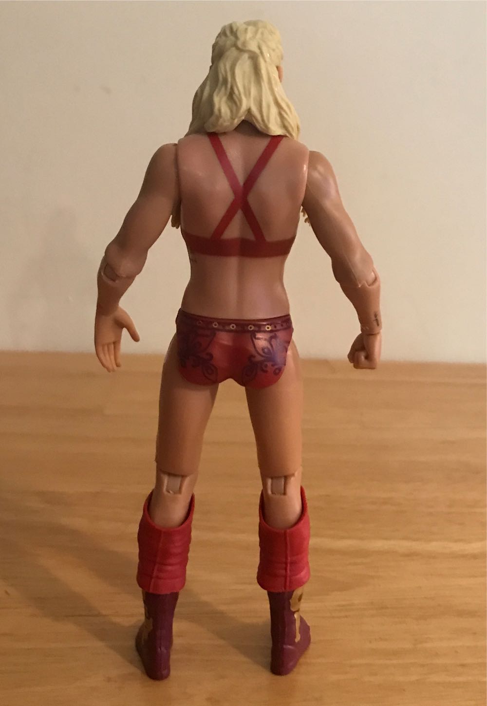 Charlotte Flair - Mattel Wwe (WWE Mattel Basic Series 122) action figure collectible - Main Image 2