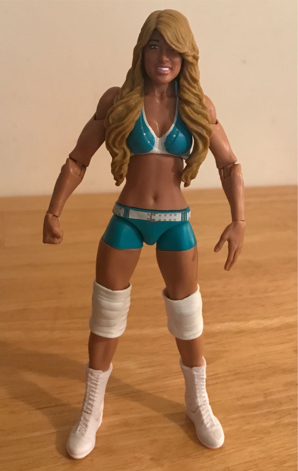 Kelly Kelly - Mattel Wwe (WWE Mattel Elite Series 17) action figure collectible - Main Image 3