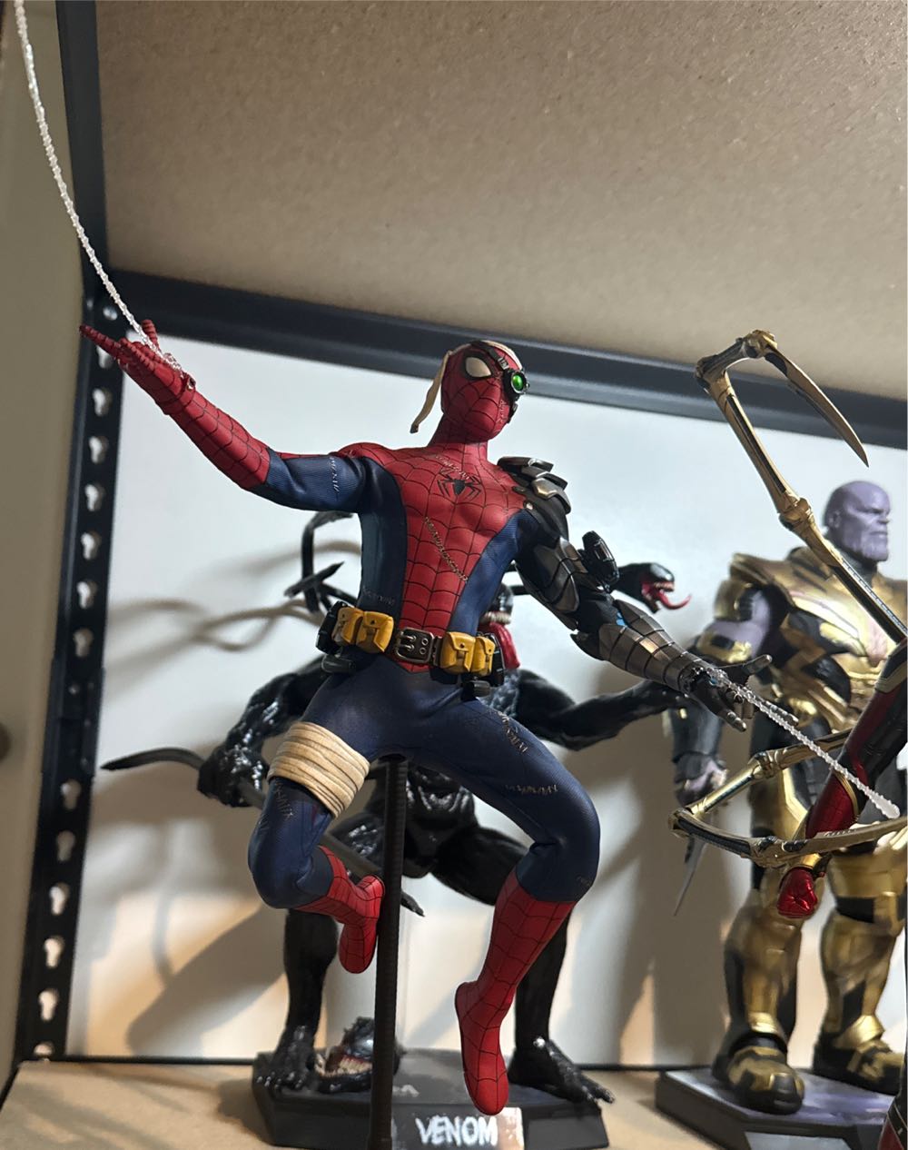 1:6 (VideoGame) - Spider-Man (Cyborg Suit) - Hot Toys (Video Game Masterpiece Series) action figure collectible [Barcode 4895228607881] - Main Image 3