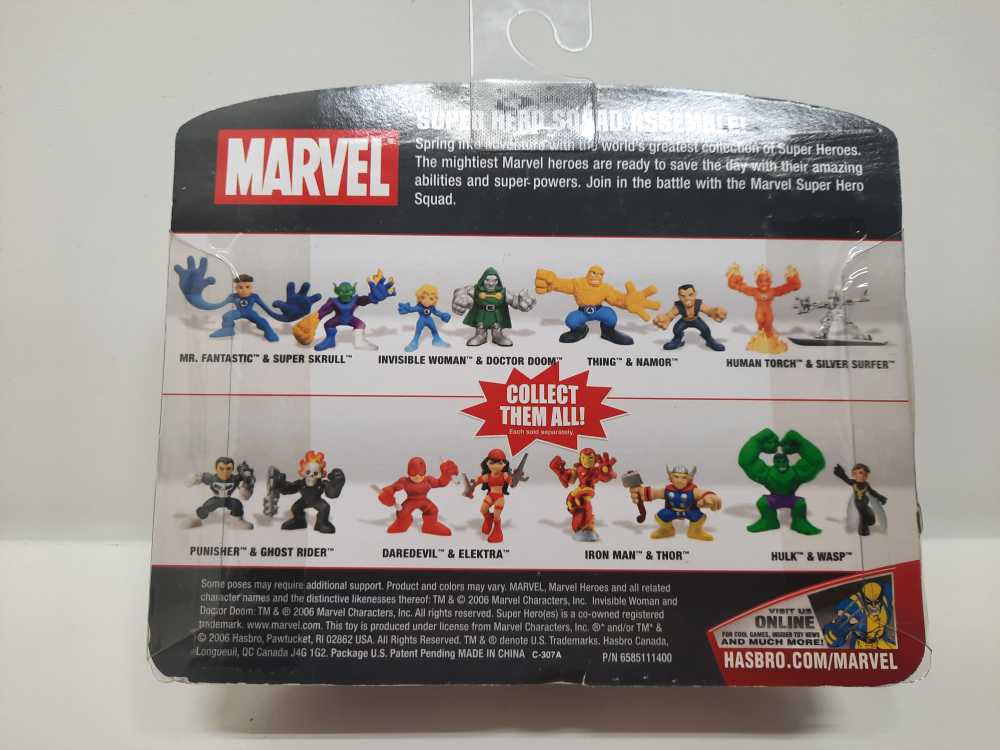 Invisible Woman Vs. Dr. Doom  (Super Hero Squad: 2-Pack: 3”) action figure collectible [Barcode 653569219347] - Main Image 2