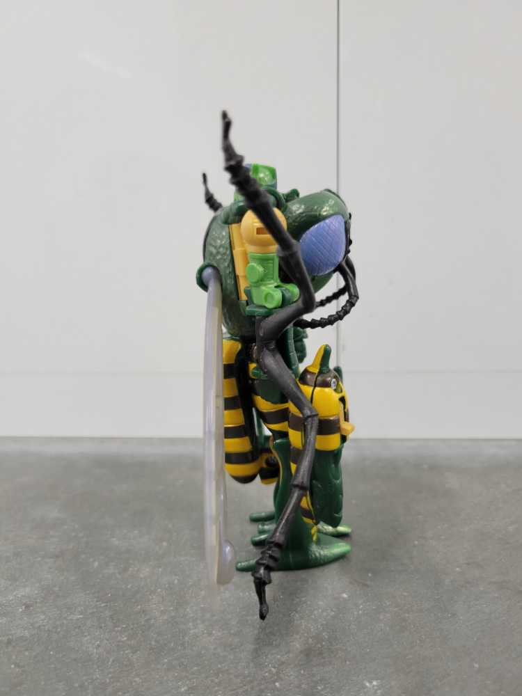 Waspinator 2nd (Robot Mode) - Hasbro (Beast Wars 10th Anniversary) action figure collectible - Main Image 3