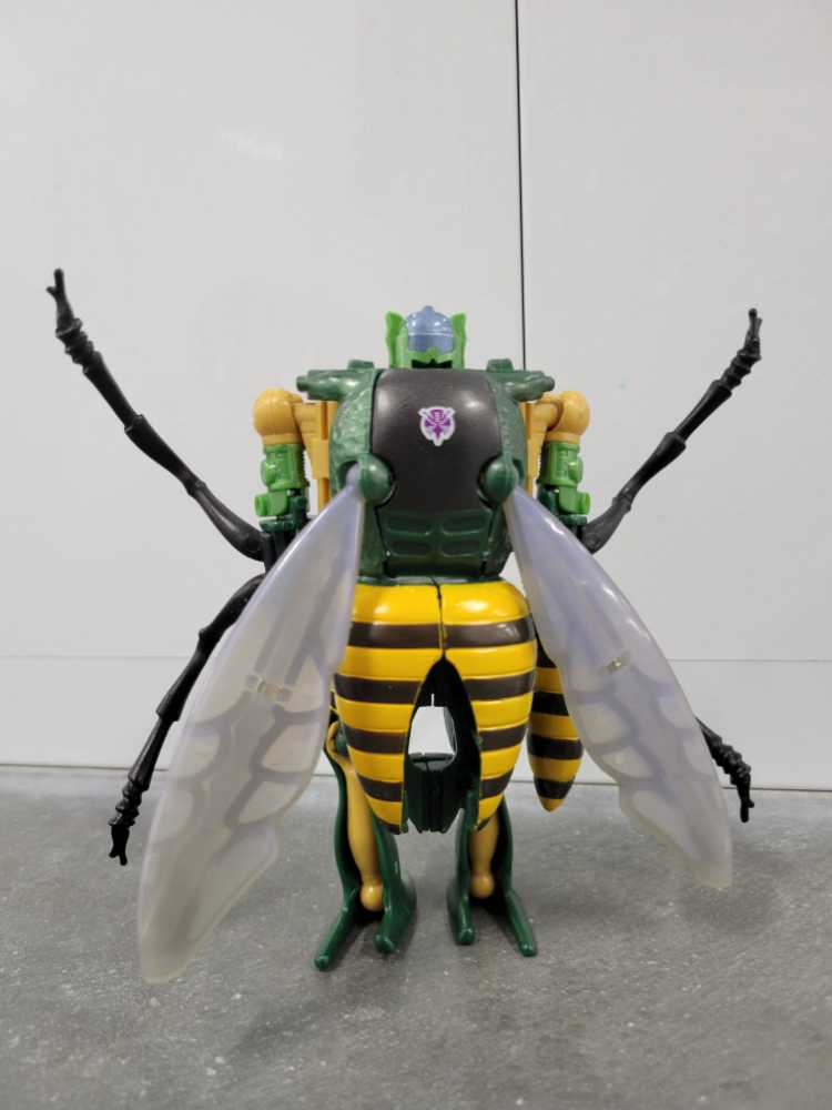 Waspinator 2nd (Robot Mode) - Hasbro (Beast Wars 10th Anniversary) action figure collectible - Main Image 4