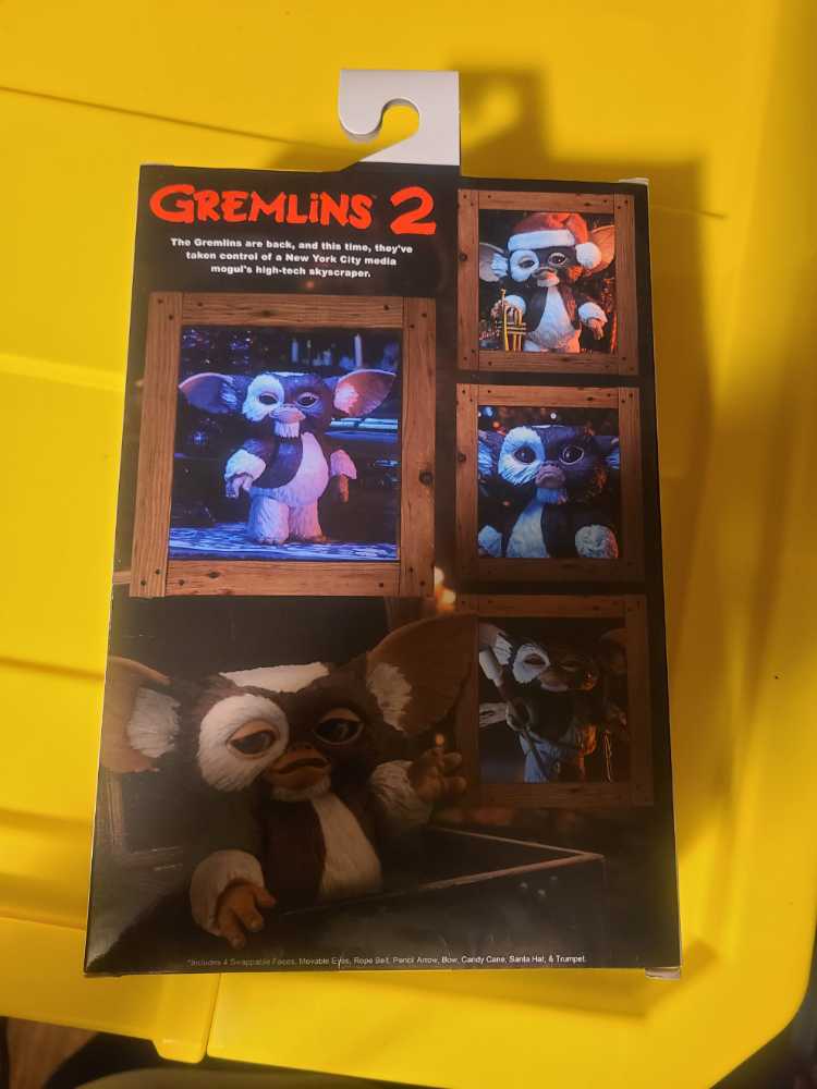 Neca Gremlins 2 Ultimate Gizmo The Mogwai Signature Edition Target Exclusive Howie Mandel Signed!  action figure collectible [Barcode 634482305836] - Main Image 2