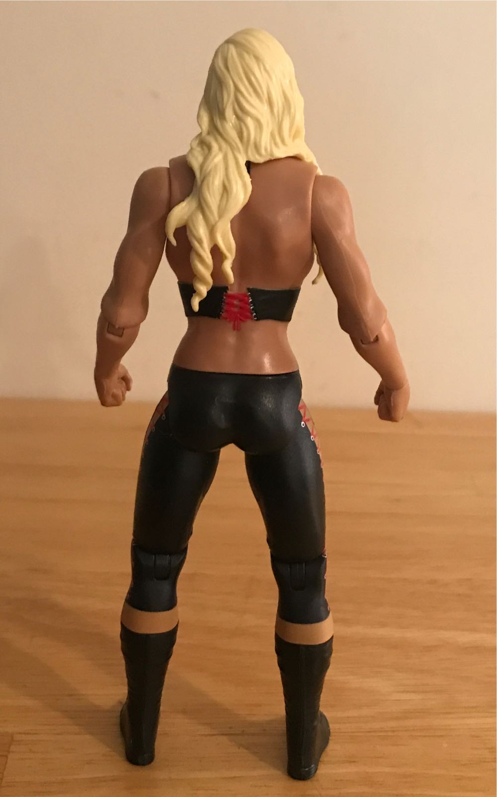 Dana Brooke - Mattel Wwe (WWE Mattel Basic Series 81) action figure collectible - Main Image 2