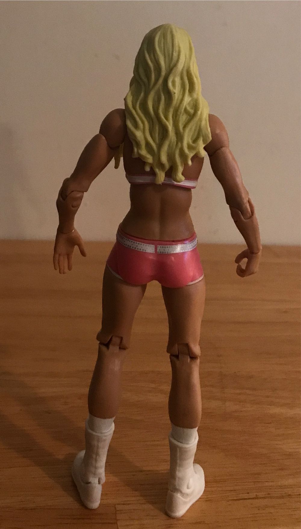Kelly Kelly - Mattel Wwe (WWE Mattel Basic Series 6) action figure collectible - Main Image 2