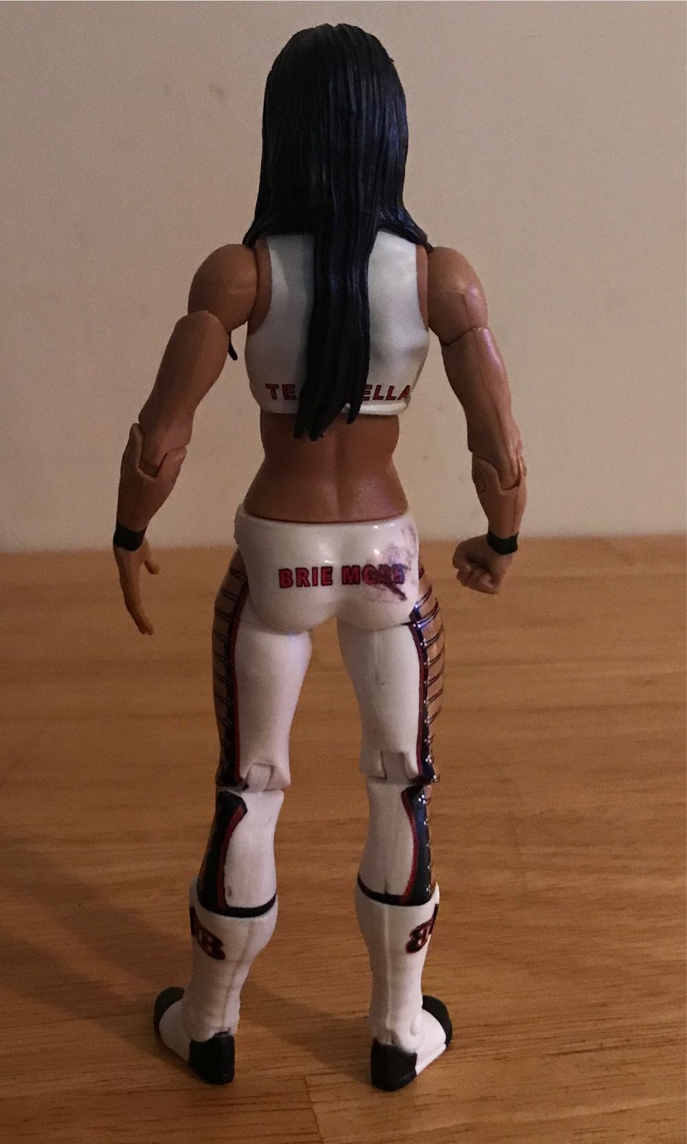 Brie Bella - Mattel Wwe (WWE Mattel Basic Series Battle Pack Series 43) action figure collectible - Main Image 4