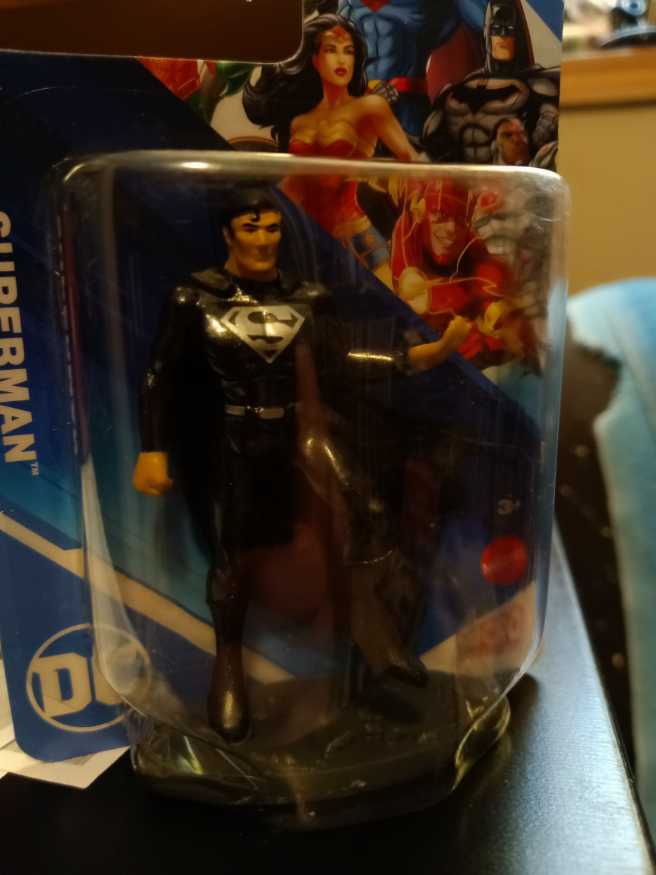 Micro Superman (Black) - Mattel (DC Justice League Micro Collection) action figure collectible [Barcode 887961903379] - Main Image 3