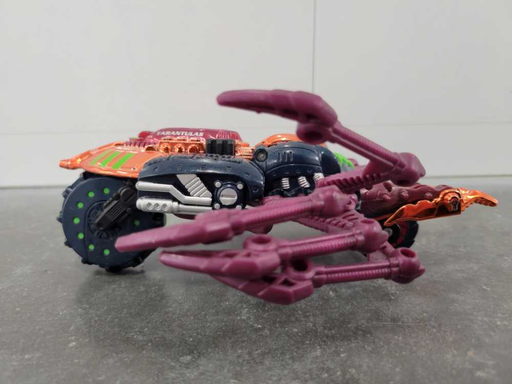 Tarantulas Transmetal (Motor Cycle Mode) 1st - Hasbro (Beast Wars) action figure collectible - Main Image 3