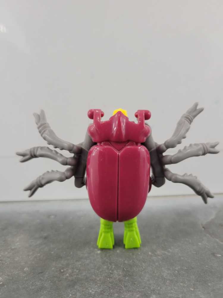 Beetle McDonald’s (Robot Mode) 1st - Hasbro (Beast Wars) action figure collectible - Main Image 4