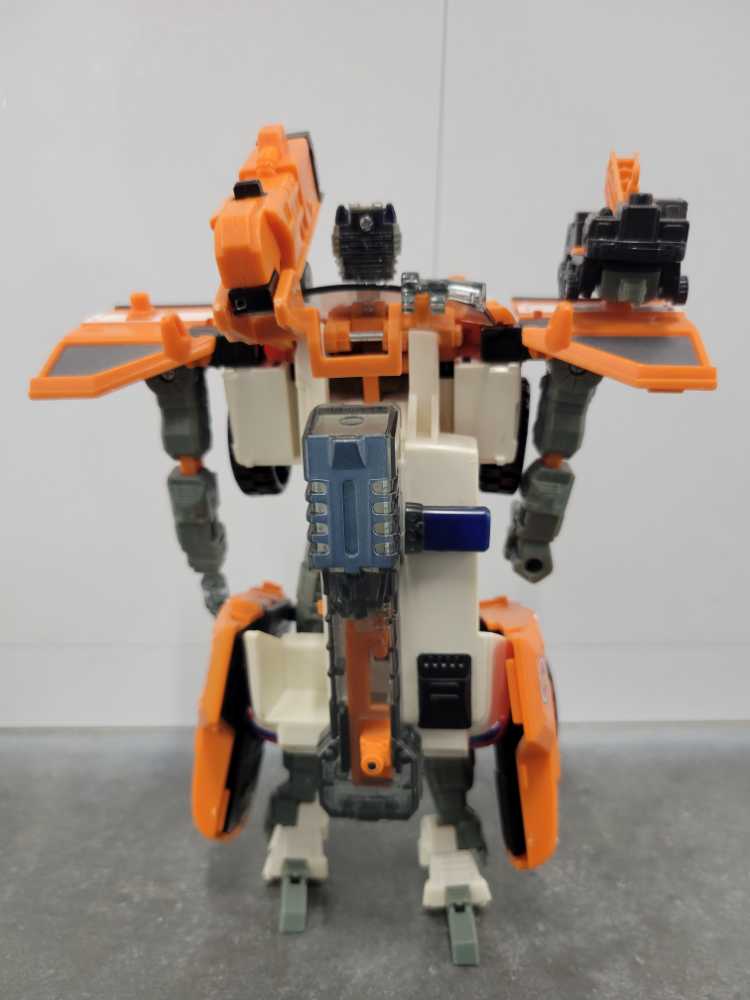 Red Alert with Longarm Powerlinx  - Hasbro (Armada) action figure collectible - Main Image 4