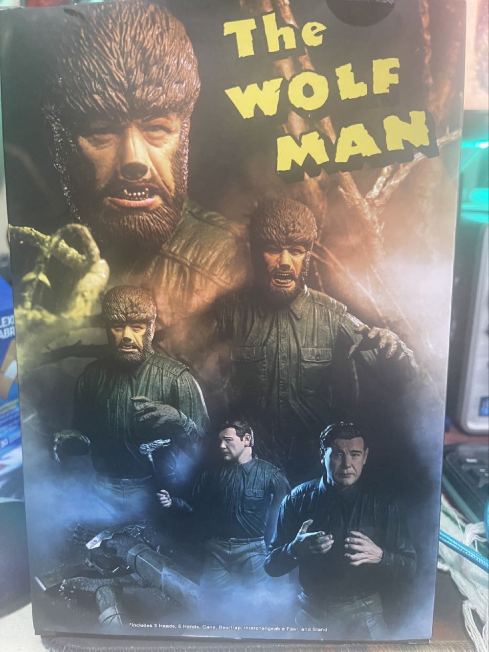 Ultimate The Wolf Man (color) - Neca (Universal Monsters) action figure collectible [Barcode 634482048092] - Main Image 2