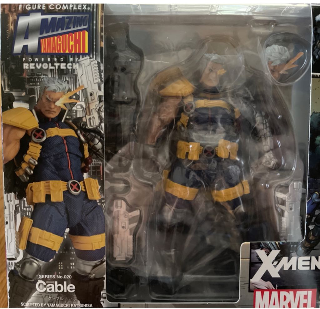 Spider-Man (Black & Gold) - Spider-Man: No Way Home - S.H. Figuarts