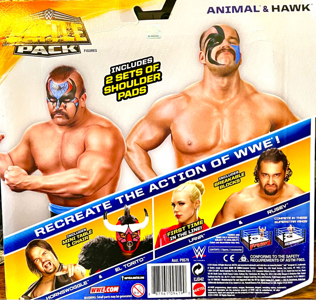 WWE Road Warriors Animal & Hawk - Mattel (WWE Battle Pack Series 34) action figure collectible [Barcode 887961094190] - Main Image 2