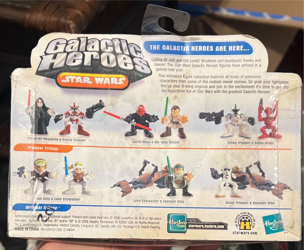 Star Wars Galactic Heroes Figure: Battle Droid And Clone Trooper Two-pack  action figure collectible [Barcode 653569150671] - Main Image 3