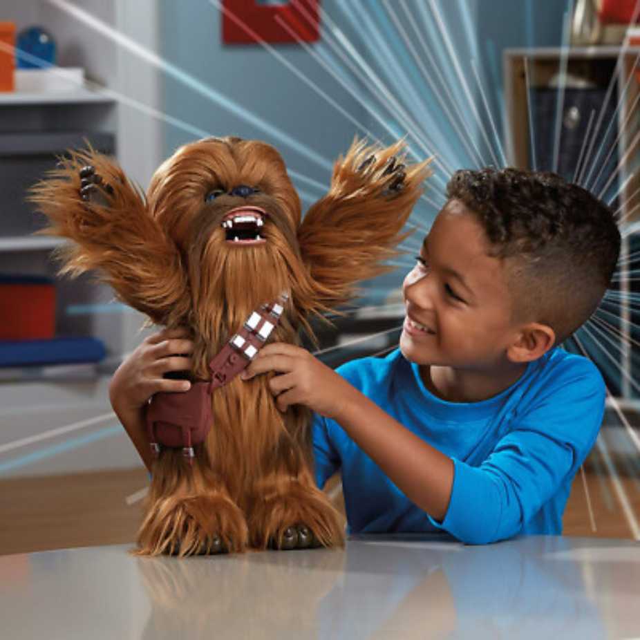 FurReal Star Wars Ultimate Co-pilot Chewie Interactive Plush Toy (100 Sound-and-motion Combinations)  action figure collectible [Barcode 630509669929] - Main Image 4