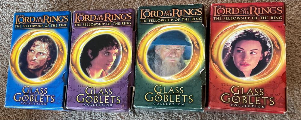 Finding Nemo: CRUSH & SQUIRT Actions Figures 2-pack (Featured Favorites)