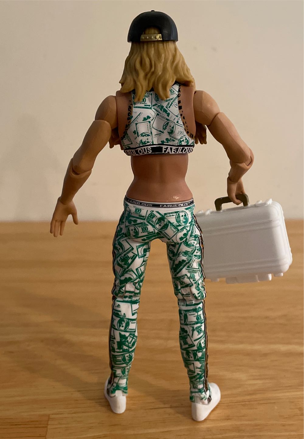 Carmella - Mattel Wwe (WWE Mattel Elite Toys ‘R Us Exclusive Fan Central Series) action figure collectible - Main Image 2